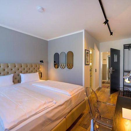 Nikii City Hotel เลเวอร์คูเซน ภายนอก รูปภาพ