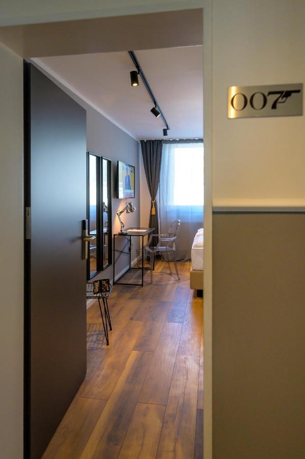 Nikii City Hotel เลเวอร์คูเซน ภายนอก รูปภาพ