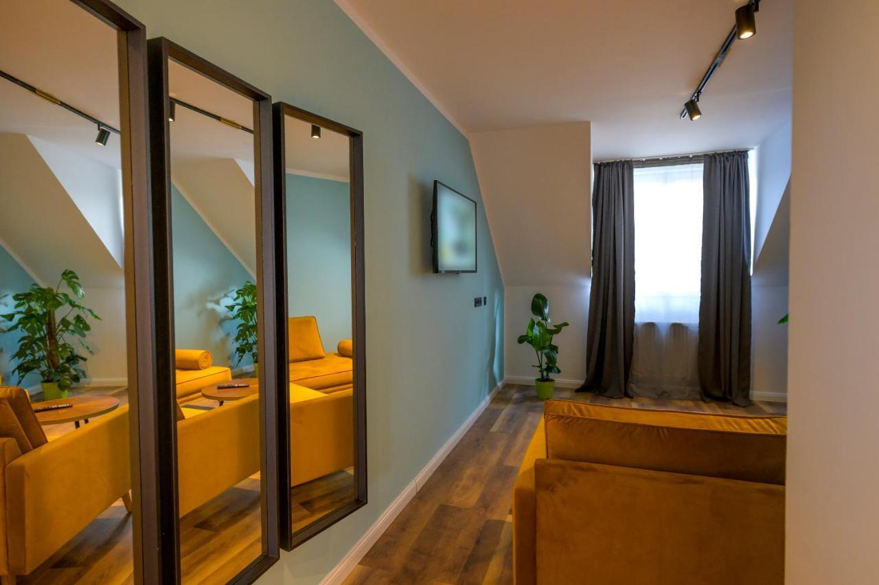 Nikii City Hotel เลเวอร์คูเซน ภายนอก รูปภาพ