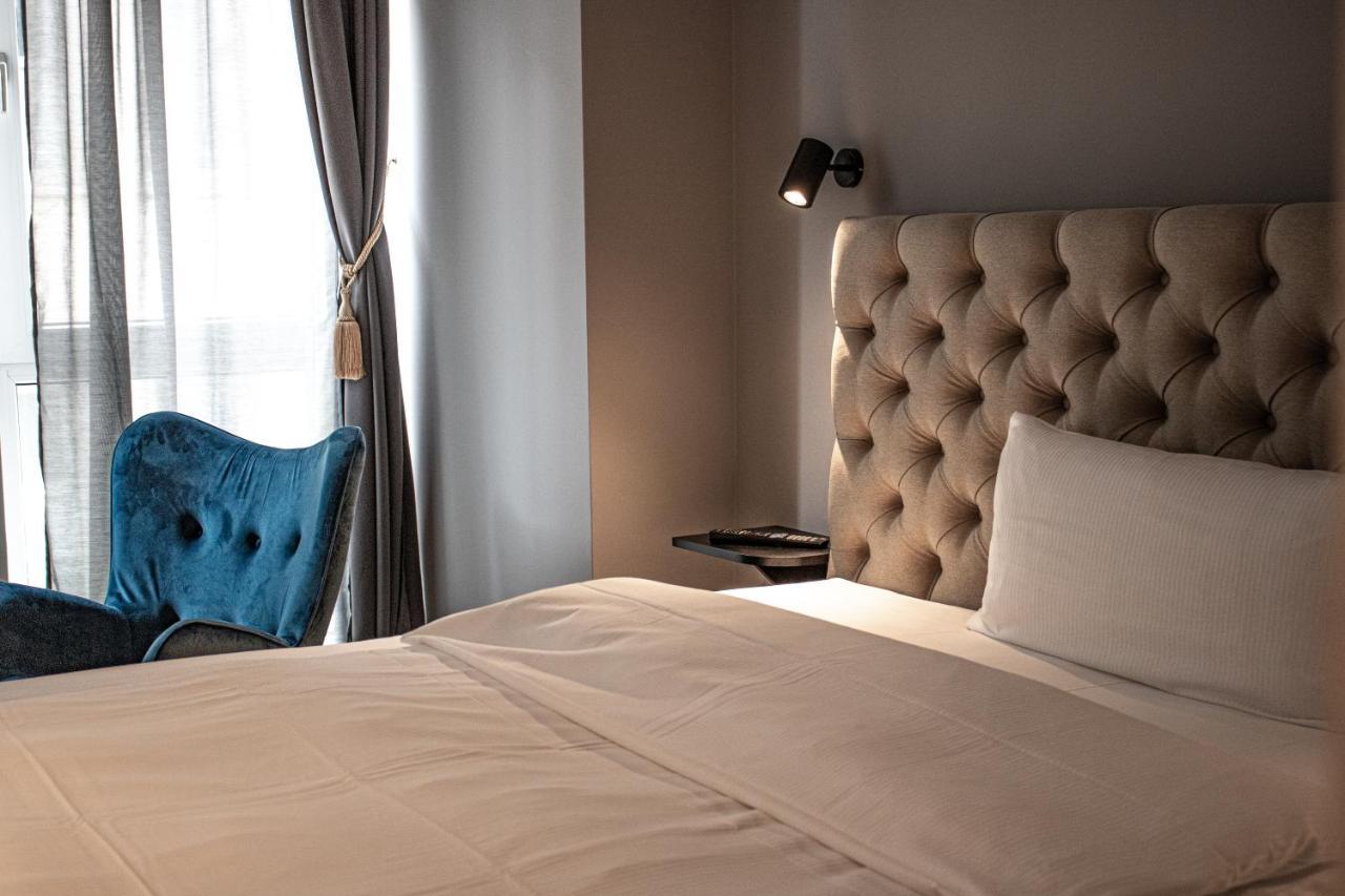 Nikii City Hotel เลเวอร์คูเซน ภายนอก รูปภาพ