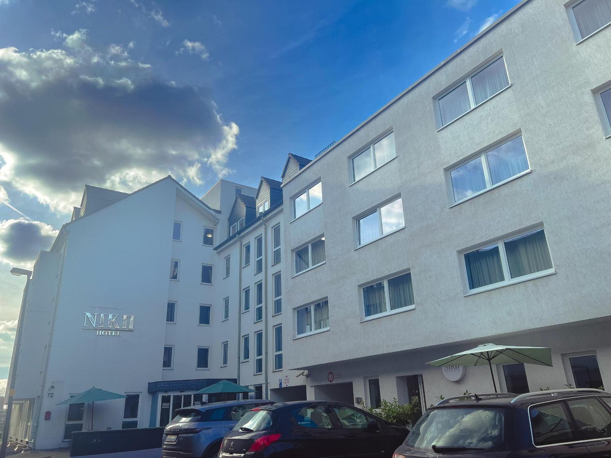 Nikii City Hotel เลเวอร์คูเซน ภายนอก รูปภาพ