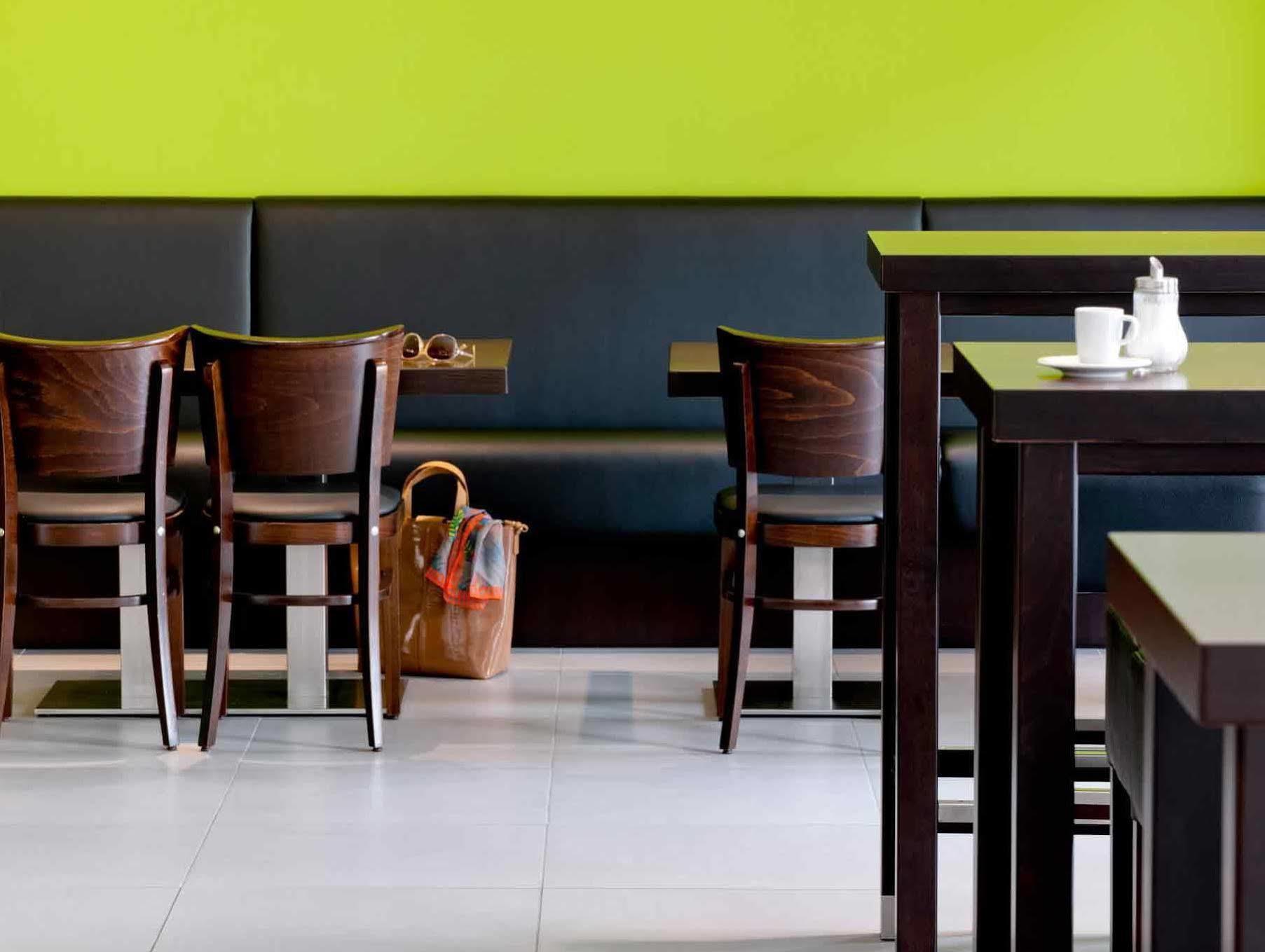 Nikii City Hotel เลเวอร์คูเซน ภายนอก รูปภาพ